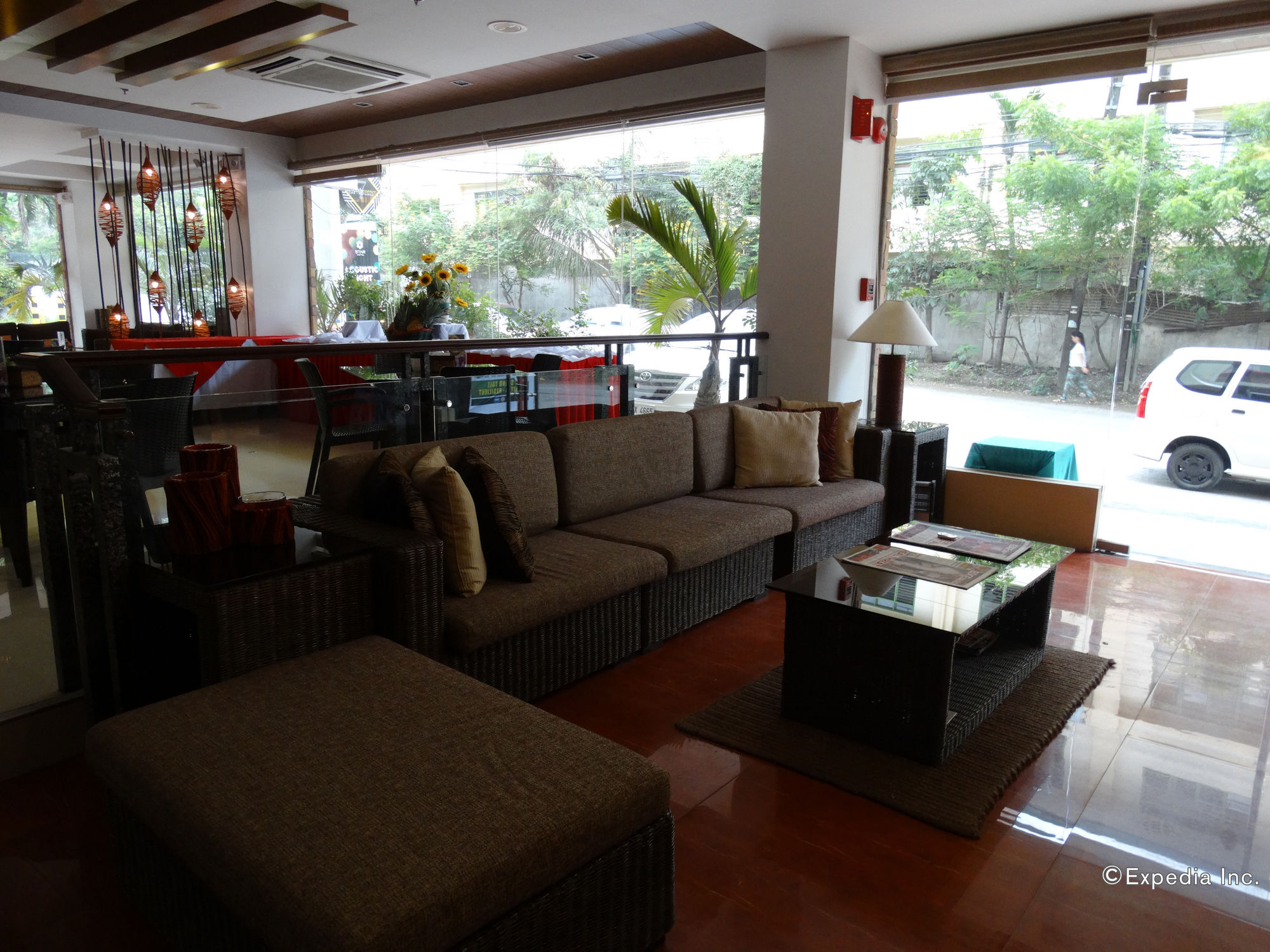 Star Hotel Davao City Eksteriør billede
