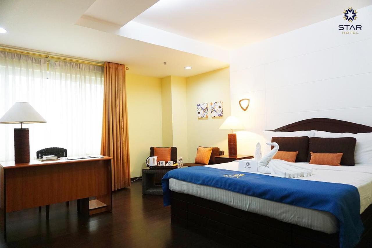 Star Hotel Davao City Eksteriør billede